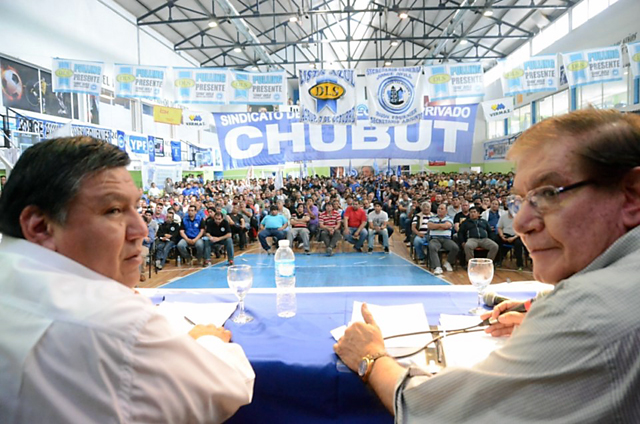 Los Petroleros de Chubut suspendieron las medidas de fuerza