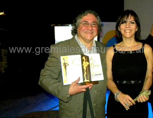 Daniel Garay junto a Marisa Escot, Directora del evento