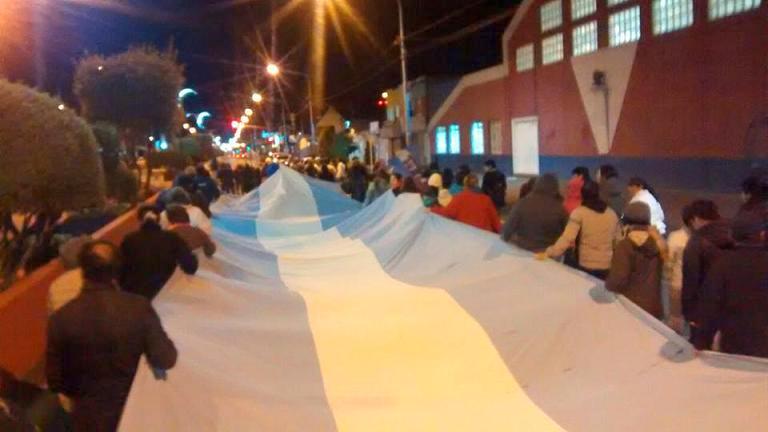 En Río Grande también los docentes marcharon con antorchas