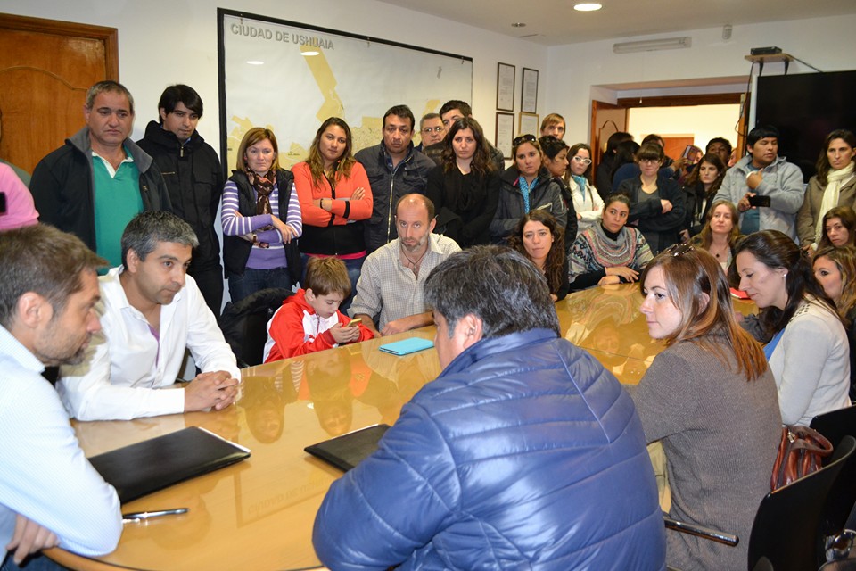 ATE firmó con el Municipio de Ushuaia acta por nuevas soluciones habitacionales