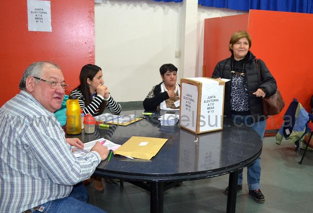 María Sepúlveda, candidata a Secretaria General por la Lista Multicolorvotó en la sede de ATE