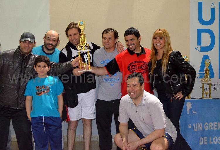 Colegio Soberanía Nacional, segundo en la categoría masculina.