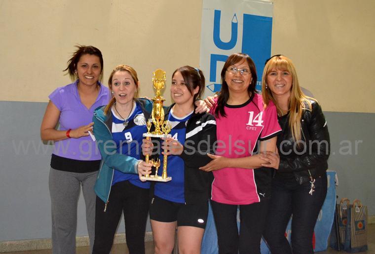 CPET, segundo en la categoría femenina.