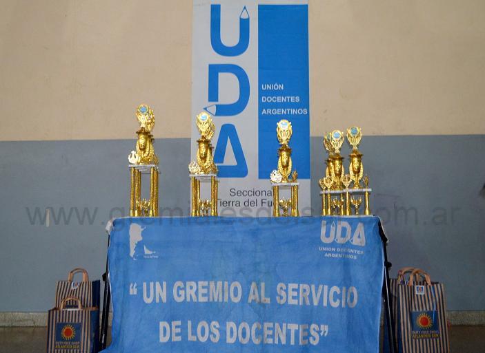 Premios otorgados por la UDA en el torneo de vóley.