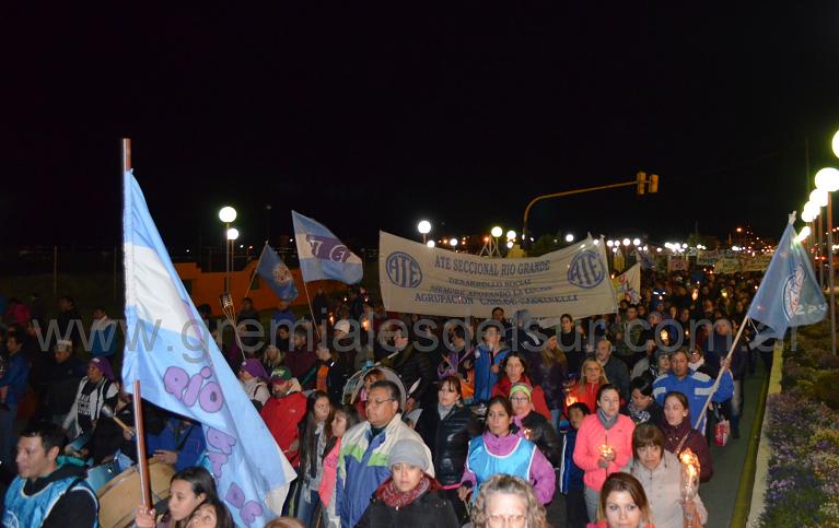 Más de 3500 personas se manifestaron en contra de las políticas de ajuste del Gobierno de Rosana Bertone.