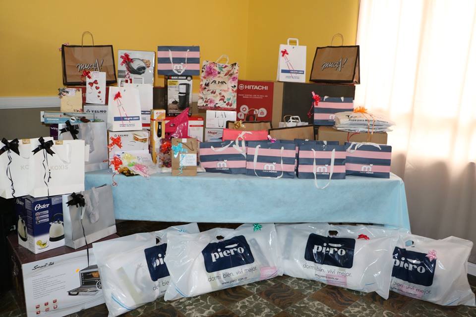 Camioneros agasajó a las mujeres en el Club Sportivo de Río Grande.