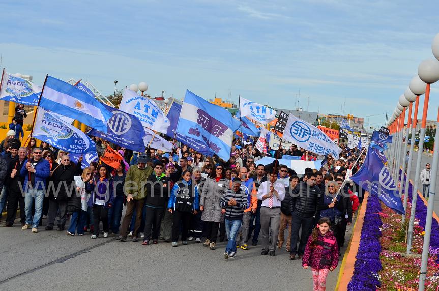 Los gremios estatales acompañaron la movilización de la UOM: 