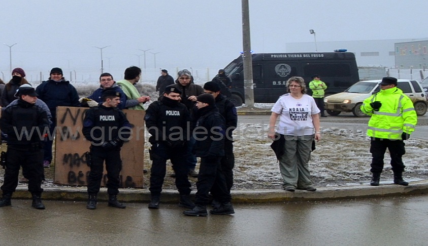 La Unión de Gremios de manifestó ante el Ministro del Interior.